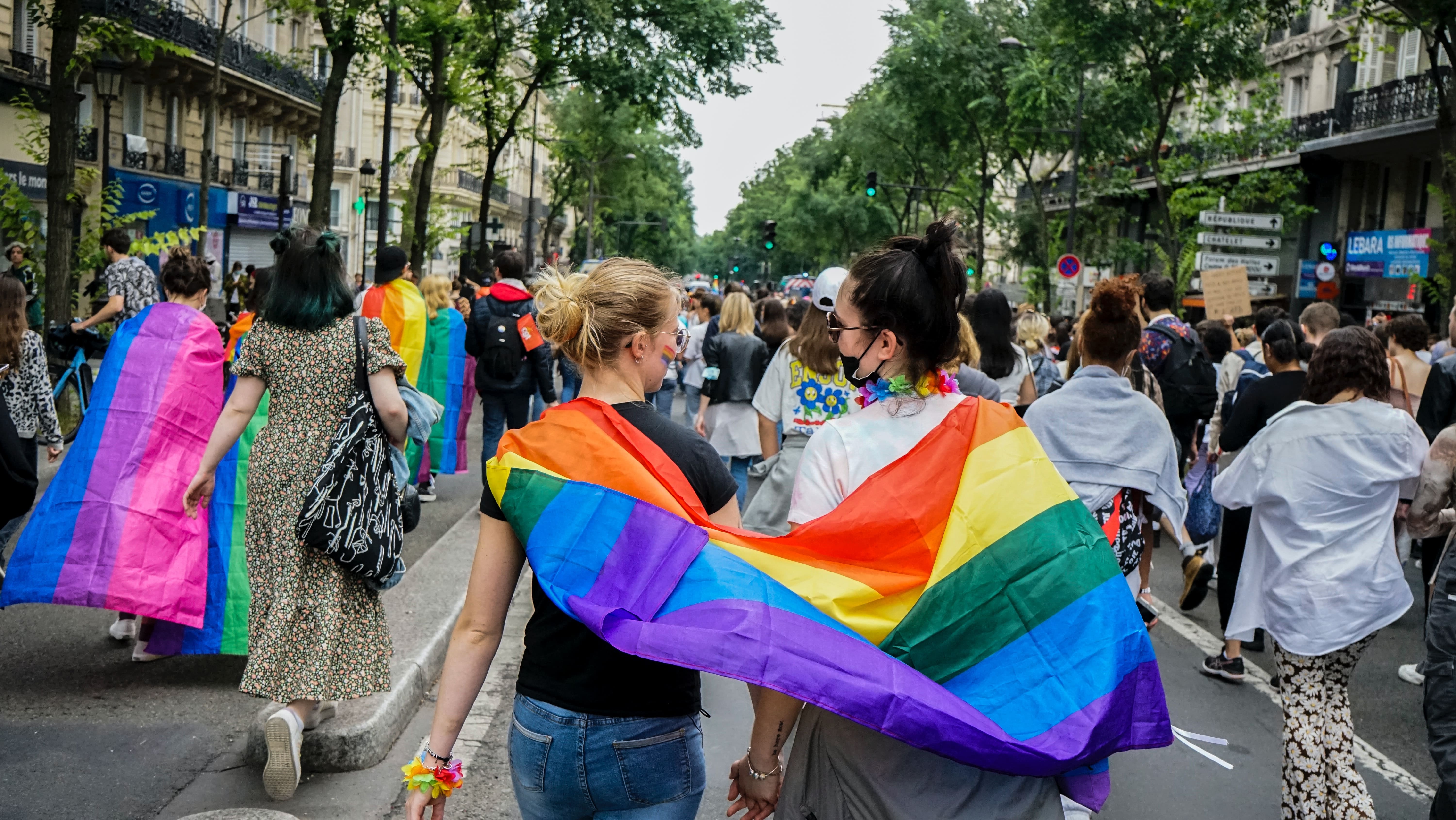 El CERMI, Entidad Social Presente En El Desfile Del Orgullo 2022